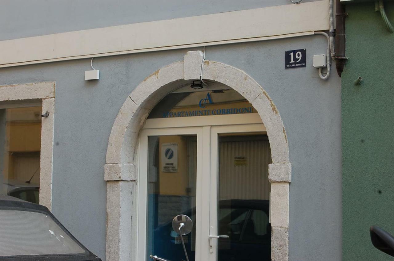 Appartamenti Corridoni Terst Exteriér fotografie
