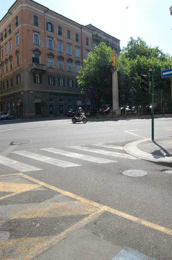 Appartamenti Corridoni Terst Exteriér fotografie